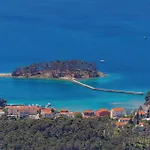 Awesome In Σπίτι διακοπών